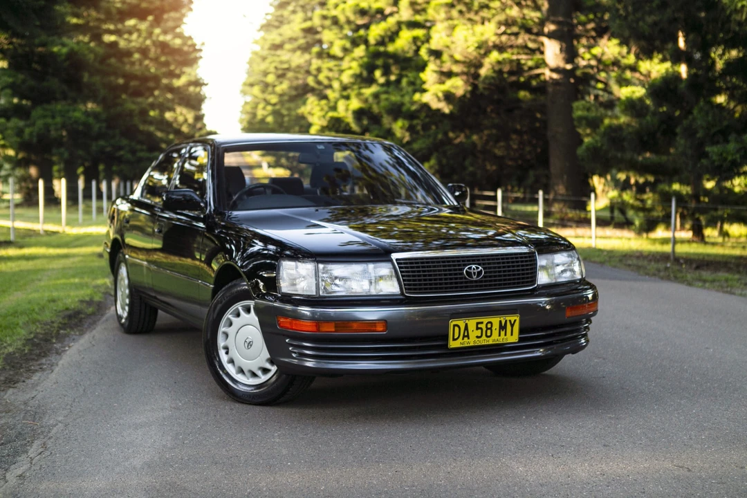 1992 Toyota Celsior 1st Gen - Image 3 of 31
