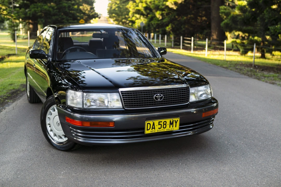 1992 Toyota Celsior 1st Gen - Image 9 of 31