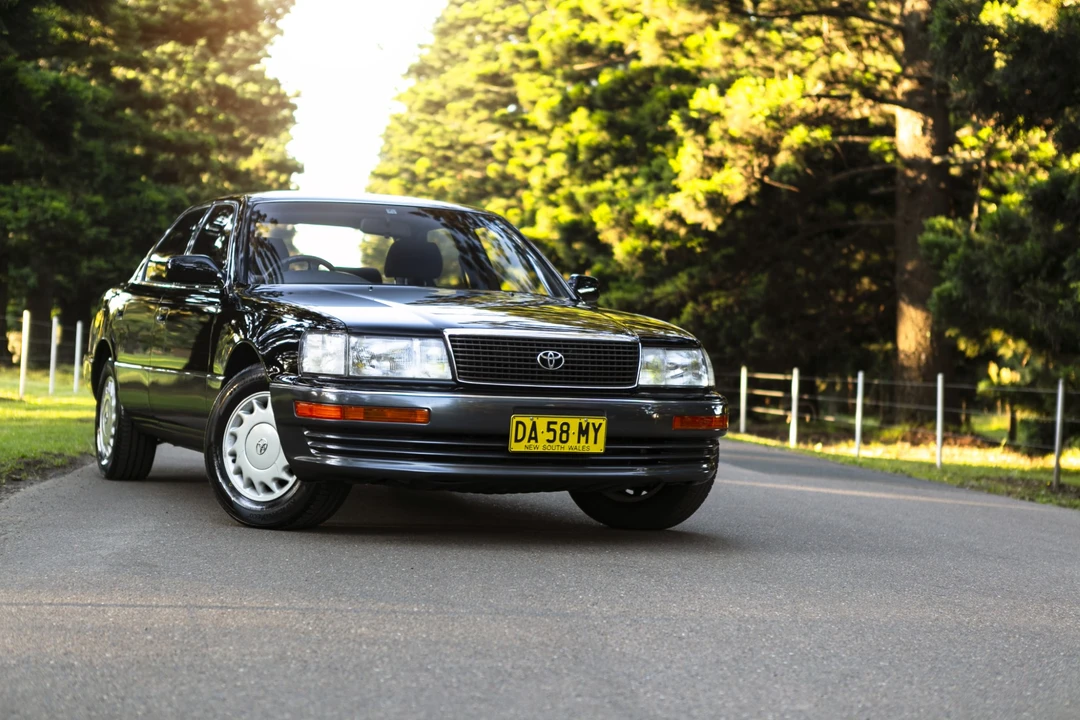1992 Toyota Celsior 1st Gen - Image 18 of 31