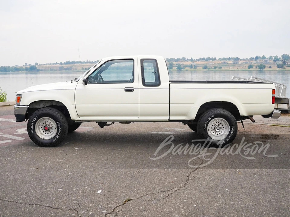 1992 Toyota Hilux 5th Gen - Image 7 of 8