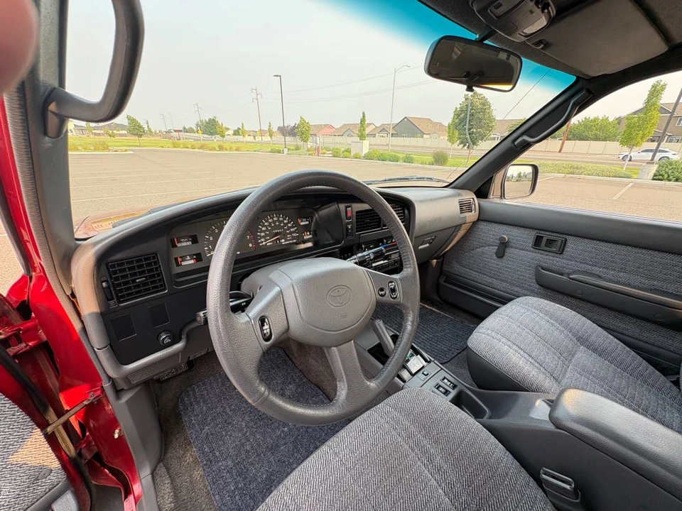 1992 Toyota 4Runner 2nd Gen - Image 16 of 22