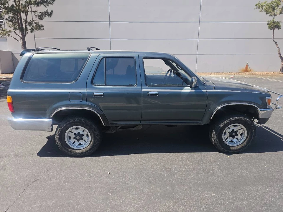 1992 Toyota 4Runner 2nd Gen - Image 5 of 17