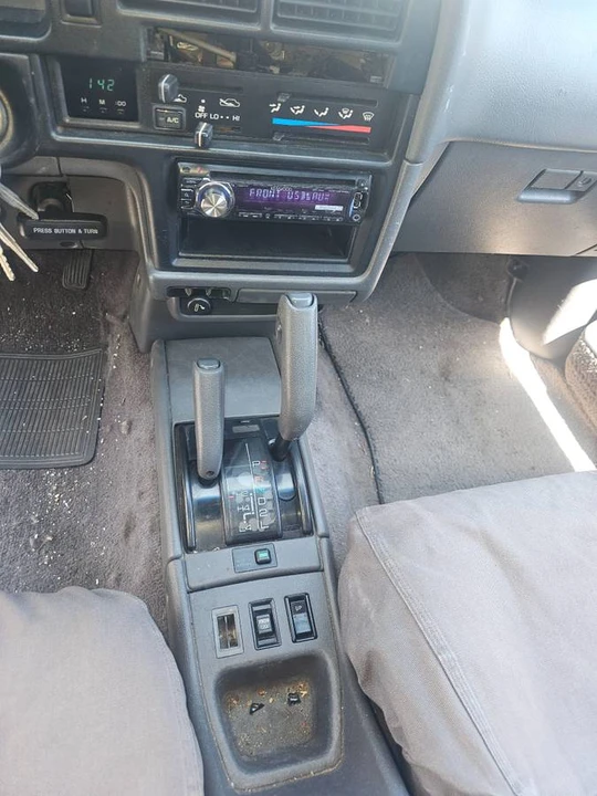 1992 Toyota 4Runner 2nd Gen - Image 10 of 17