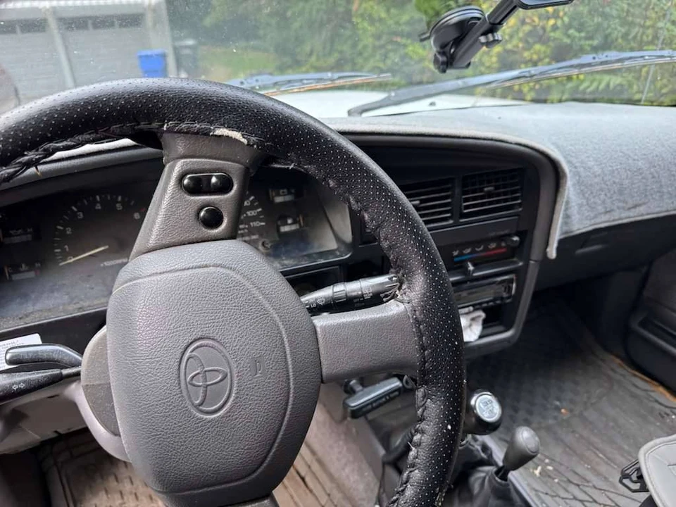 1992 Toyota 4Runner 2nd Gen - Image 9 of 11