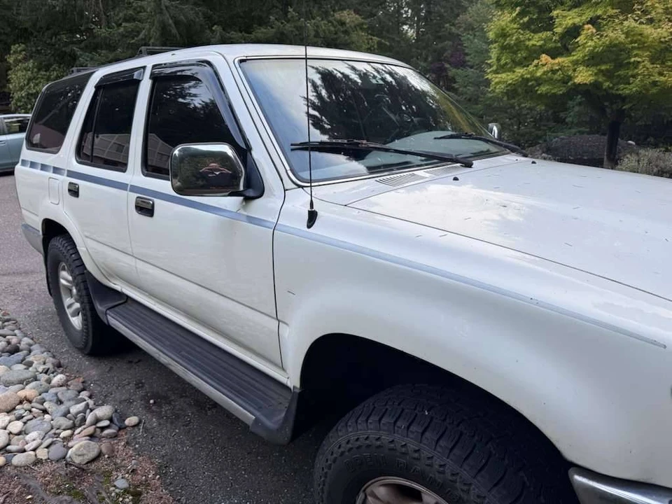 1992 Toyota 4Runner 2nd Gen - Image 3 of 11
