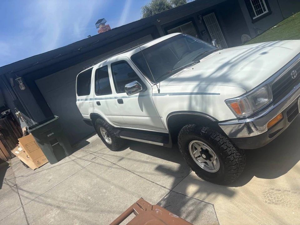 1992 Toyota 4Runner 2nd Gen - Image 8 of 11