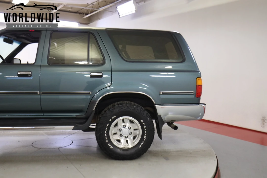 1992 Toyota 4Runner 2nd Gen - Image 10 of 12