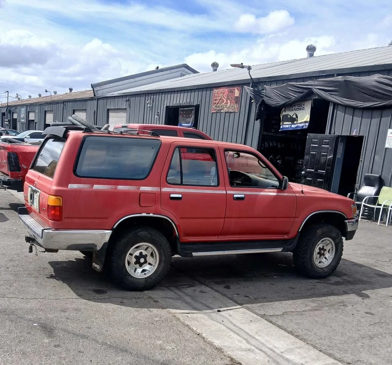 1992 Toyota 4Runner 2nd Gen - Image 2 of 2