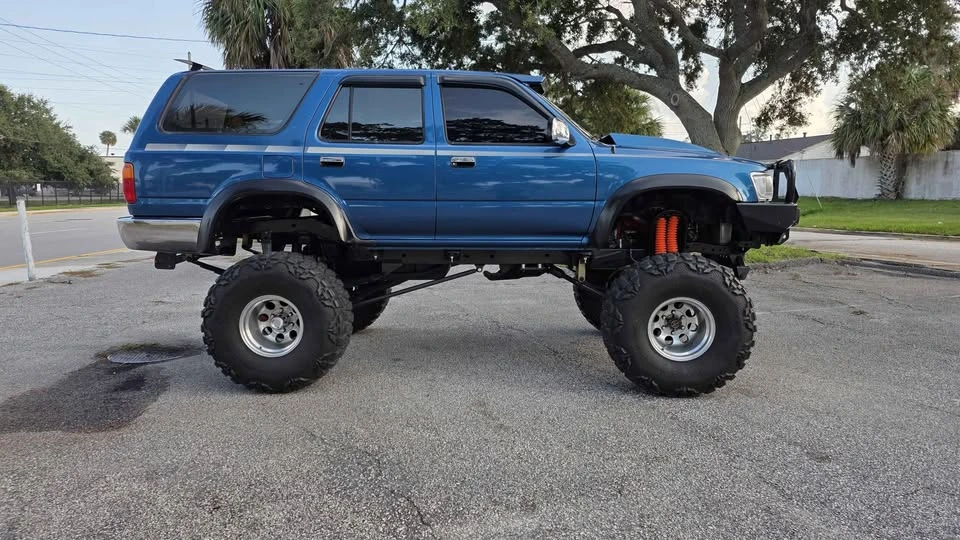 1992 Toyota 4Runner 2nd Gen - Image 5 of 20