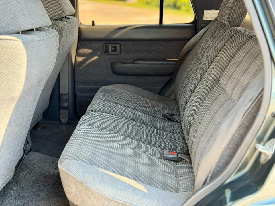 1992 Toyota 4Runner 2nd Gen - Image 10 of 18