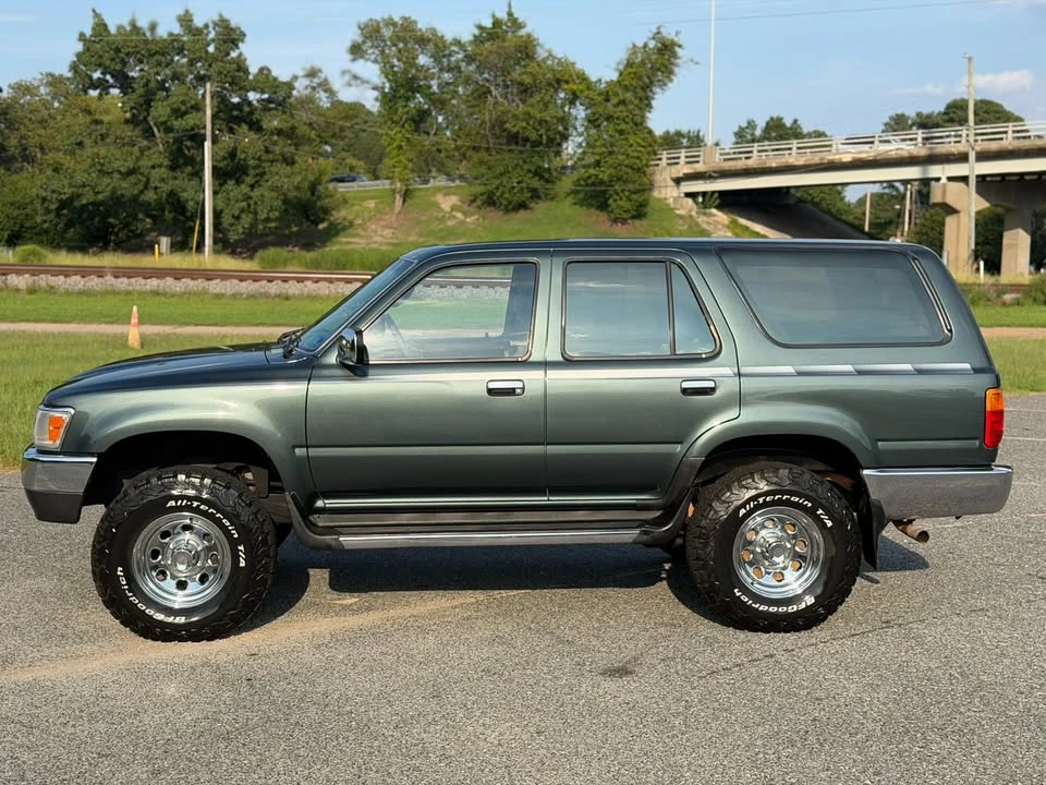 1992 Toyota 4Runner 2nd Gen - Image 2 of 20