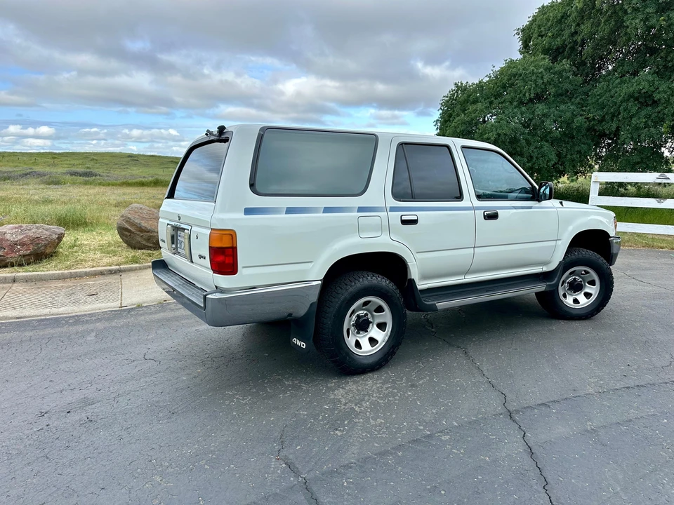 1992 Toyota 4Runner 2nd Gen - Image 16 of 31