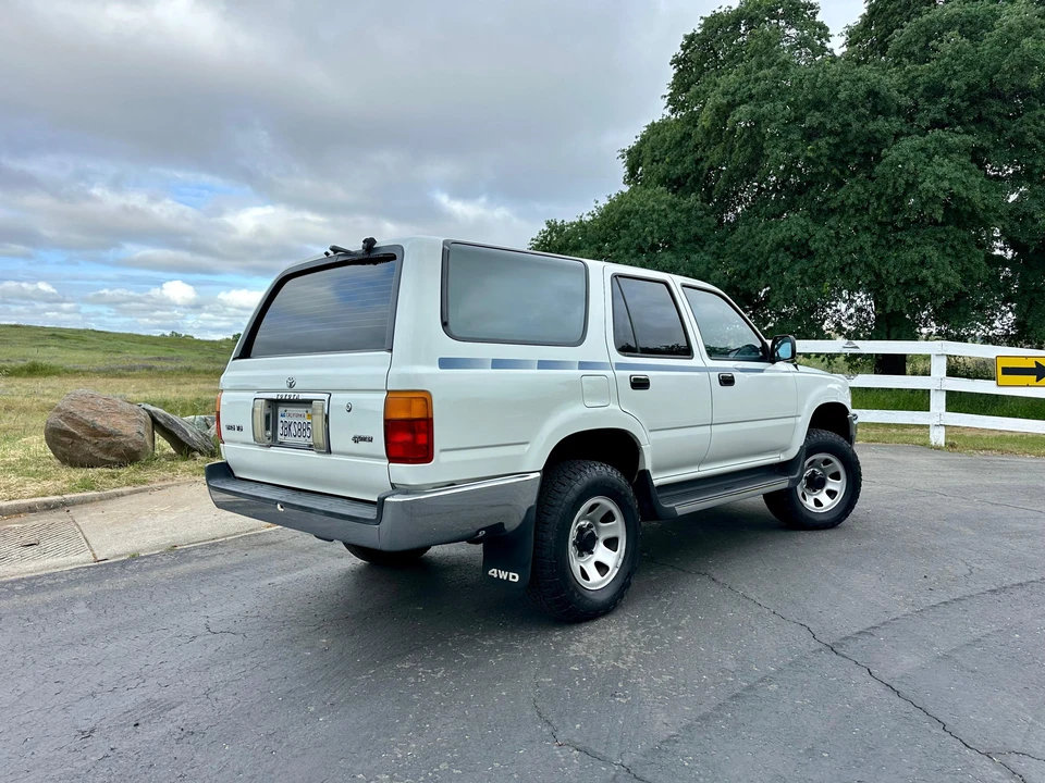 1992 Toyota 4Runner 2nd Gen - Image 14 of 31