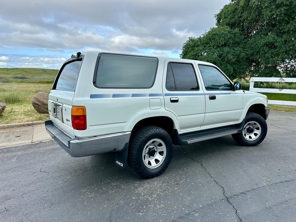 1992 Toyota 4Runner 2nd Gen - Image 17 of 31
