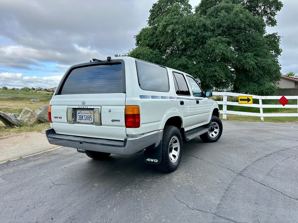1992 Toyota 4Runner 2nd Gen - Image 12 of 31