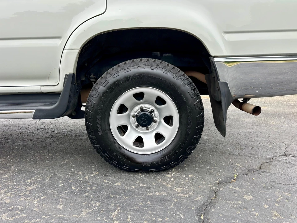 1992 Toyota 4Runner 2nd Gen - Image 24 of 31