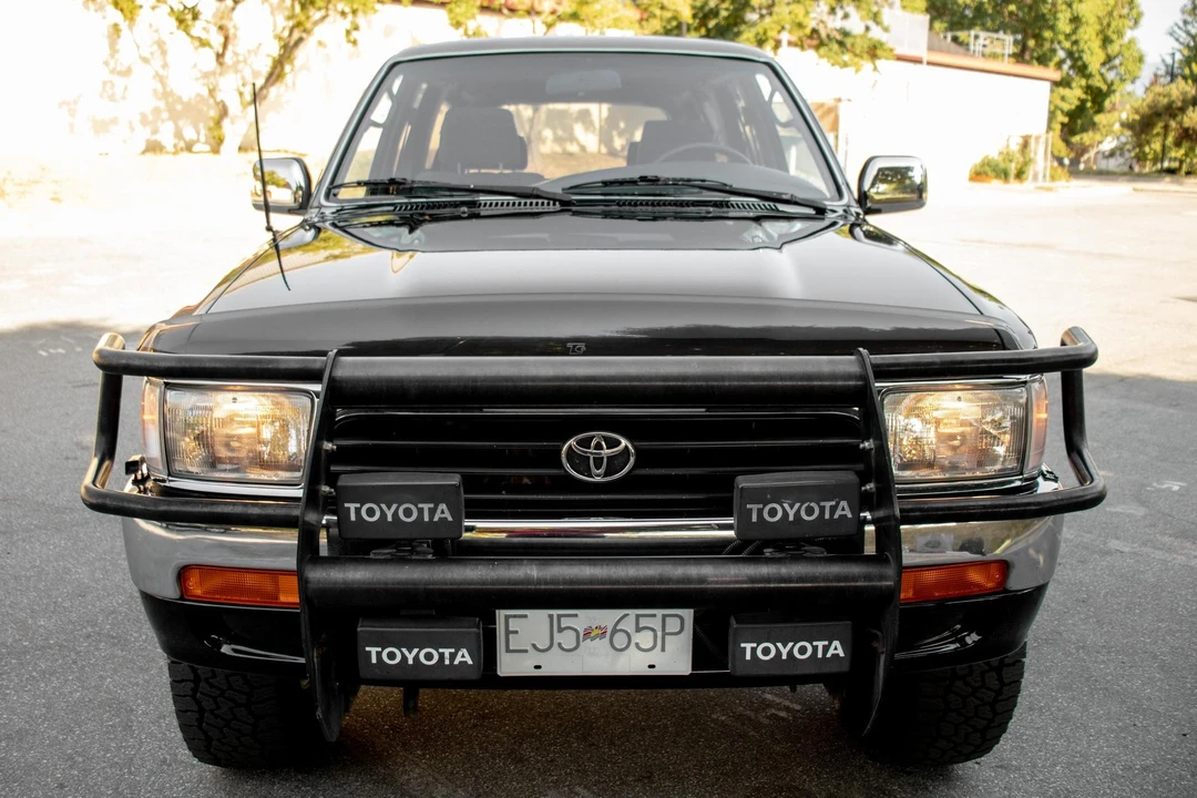 1992 Toyota 4Runner 2nd Gen - Image 2 of 6