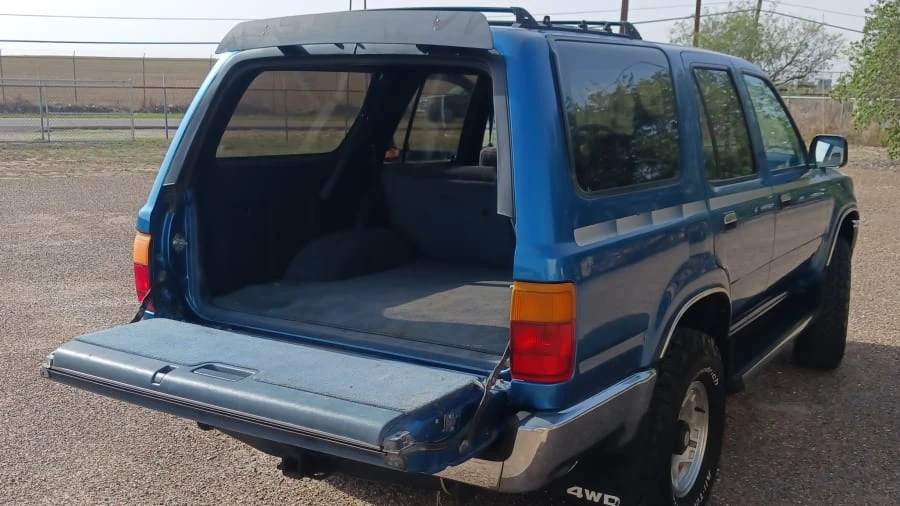 1992 Toyota 4Runner 2nd Gen - Image 2 of 4