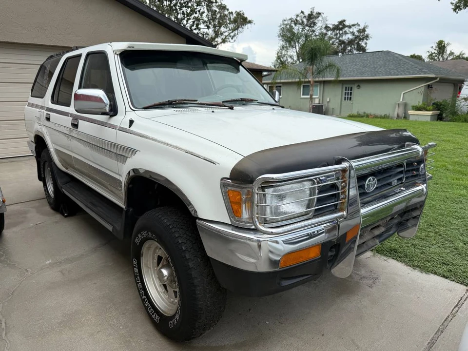 1992 Toyota 4Runner 2nd Gen - Image 6 of 20