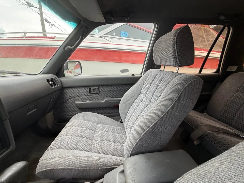 1992 Toyota 4Runner 2nd Gen - Image 9 of 17