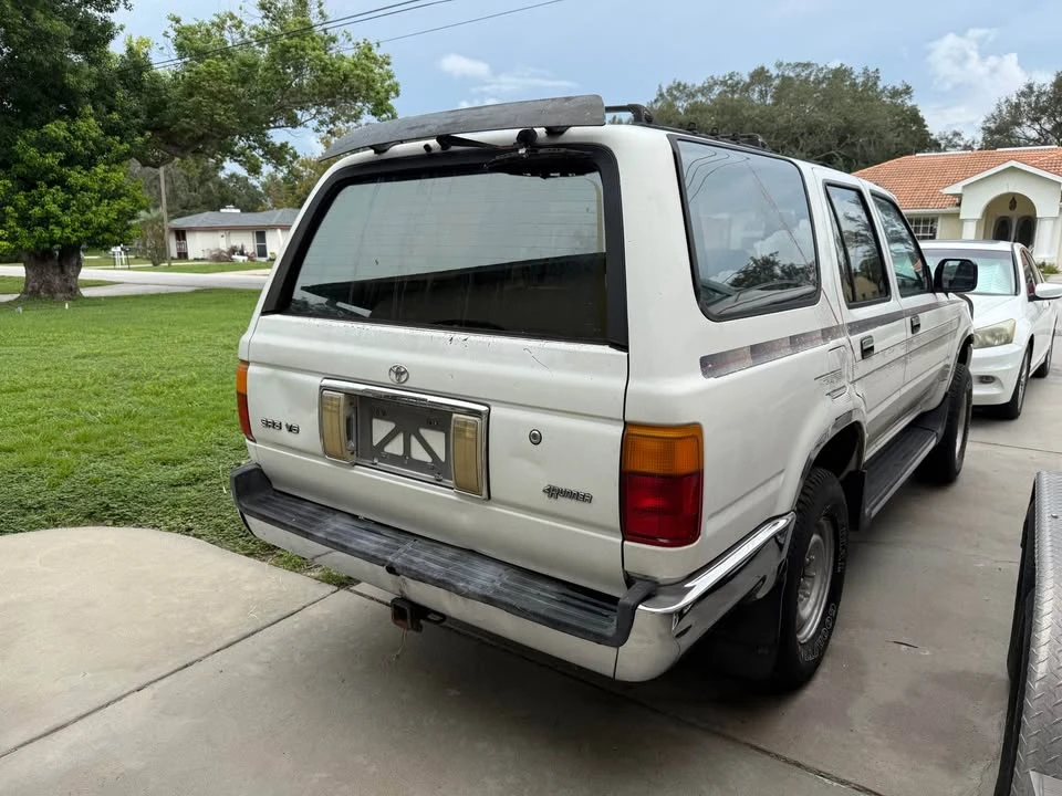 1992 Toyota 4Runner 2nd Gen - Image 2 of 17