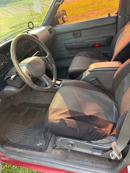 1992 Toyota 4Runner 2nd Gen - Image 11 of 13