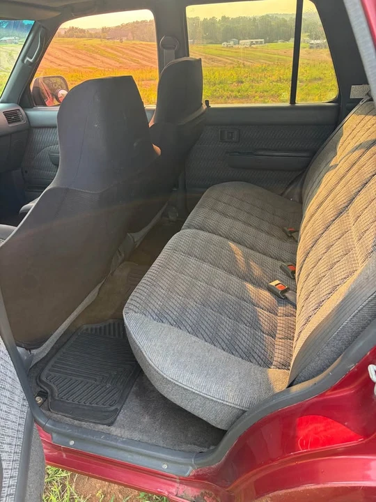 1992 Toyota 4Runner 2nd Gen - Image 9 of 13