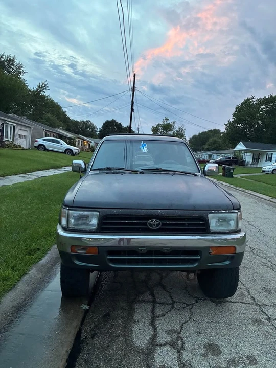 1992 Toyota 4Runner 2nd Gen - Image 2 of 3