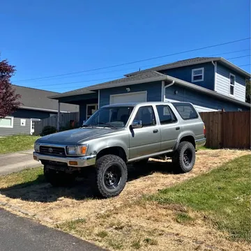 1992 Toyota 4Runner SR5 Sport Utility 4D