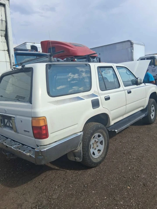 1992 Toyota 4Runner 2nd Gen - Image 4 of 4