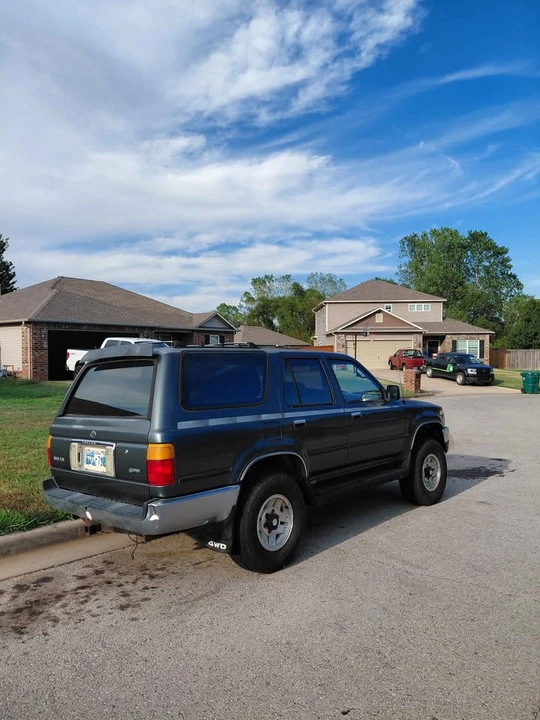 1992 Toyota 4Runner 2nd Gen - Image 3 of 13