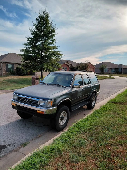 1992 Toyota 4Runner 2nd Gen - Image 2 of 13