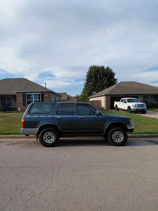 1992 Toyota 4Runner 2nd Gen - Image 5 of 13