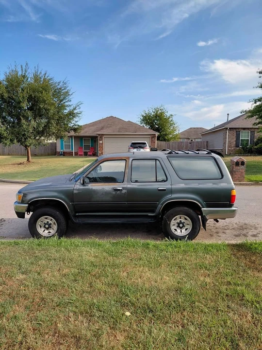 1992 Toyota 4Runner 2nd Gen - Image 6 of 13