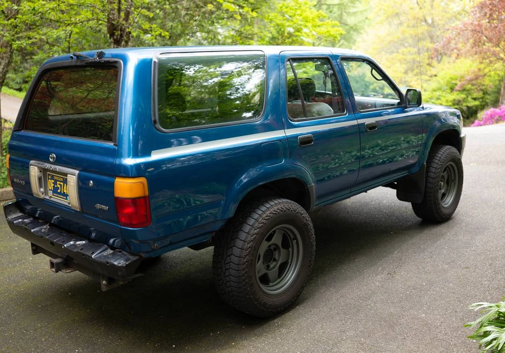 1991 Toyota 4Runner - Image 9 of 20