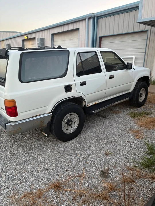 1992 Toyota 4Runner 2nd Gen - Image 2 of 7