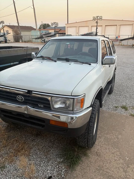 1992 Toyota 4Runner 2nd Gen - Image 5 of 7