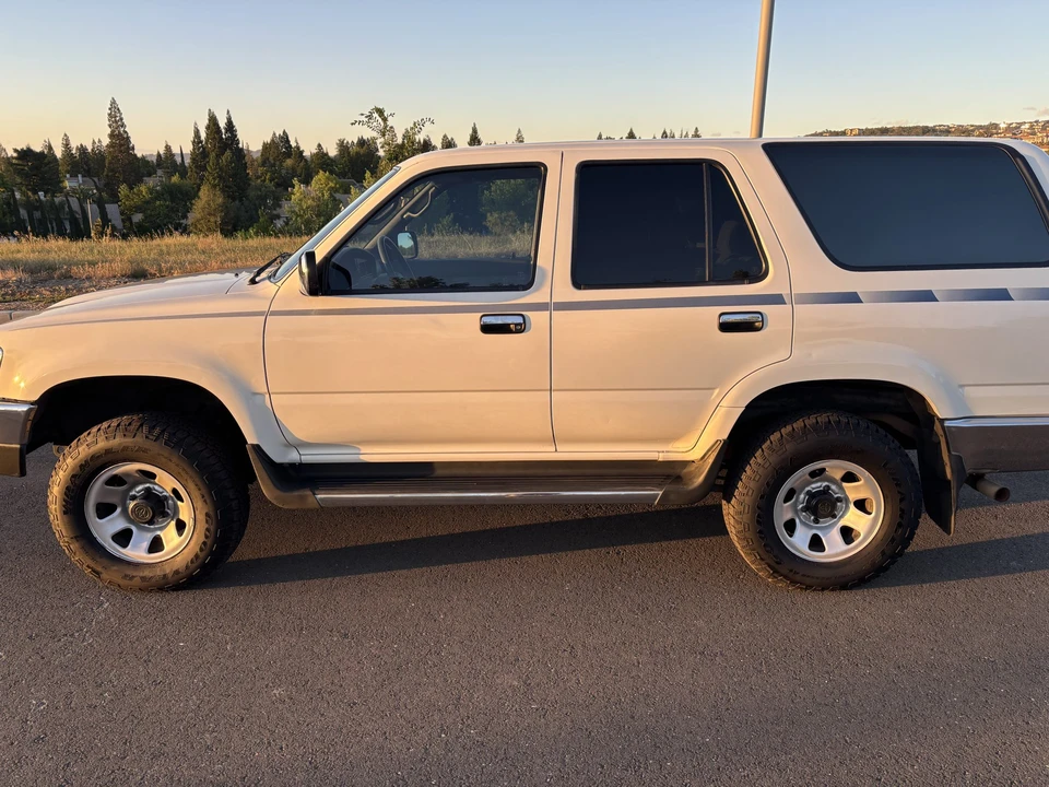 1992 Toyota 4Runner 2nd Gen - Image 28 of 31