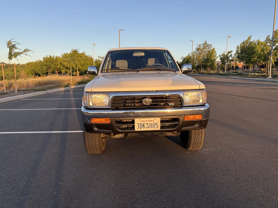 1992 Toyota 4Runner 2nd Gen - Image 2 of 31