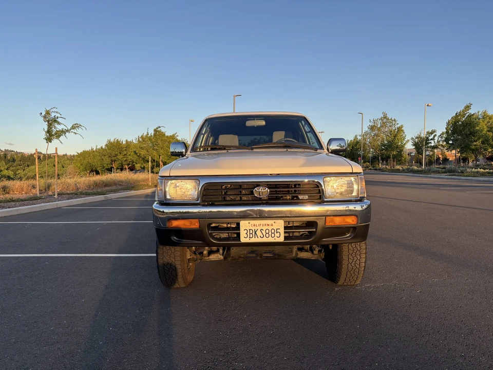 1992 Toyota 4Runner 2nd Gen - Image 4 of 31