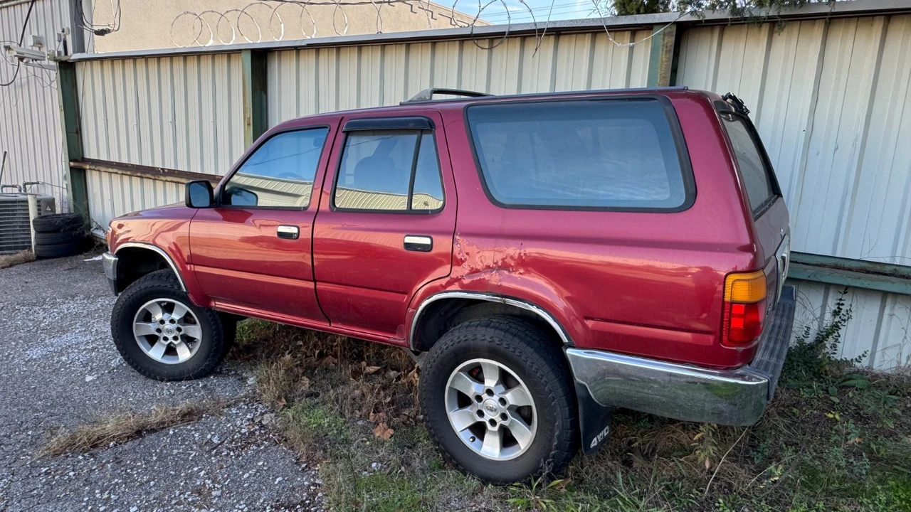 1992 Toyota 4Runner 2nd Gen - Image 4 of 16