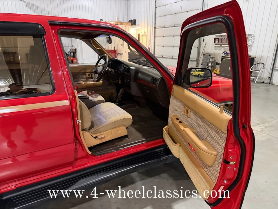 1992 Toyota 4Runner 2nd Gen - Image 16 of 21
