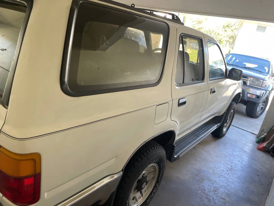1992 Toyota 4Runner 2nd Gen - Image 2 of 6