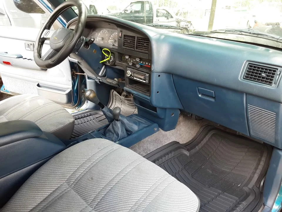 1992 Toyota 4Runner 2nd Gen - Image 16 of 20