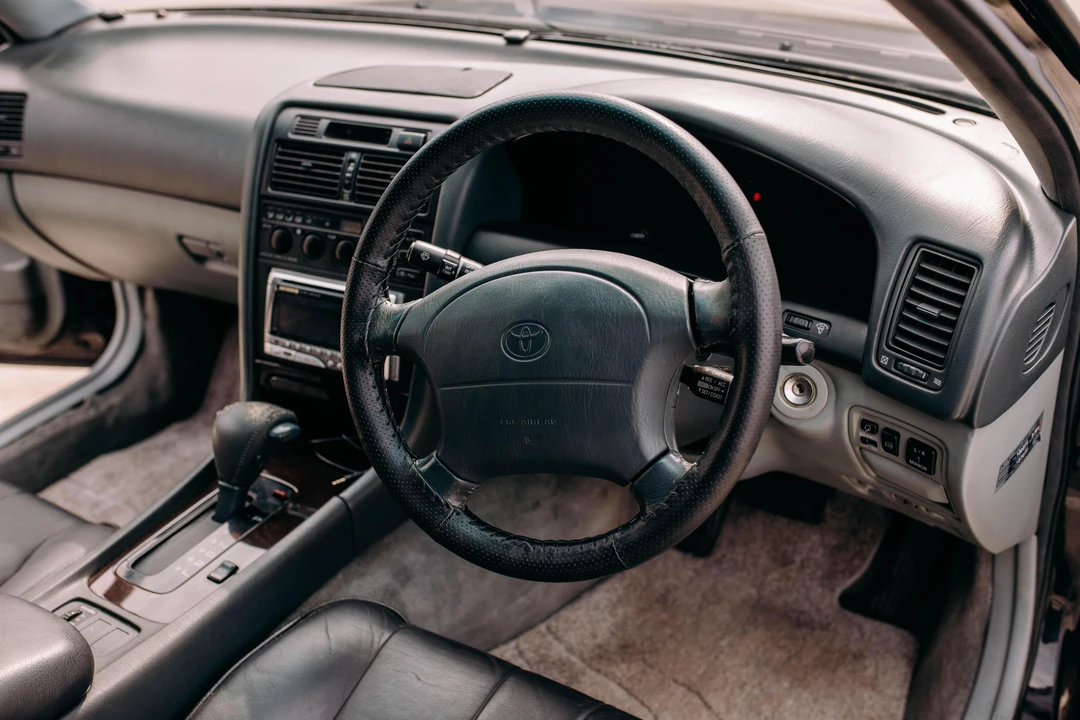 1992 Toyota Aristo - Image 25 of 31