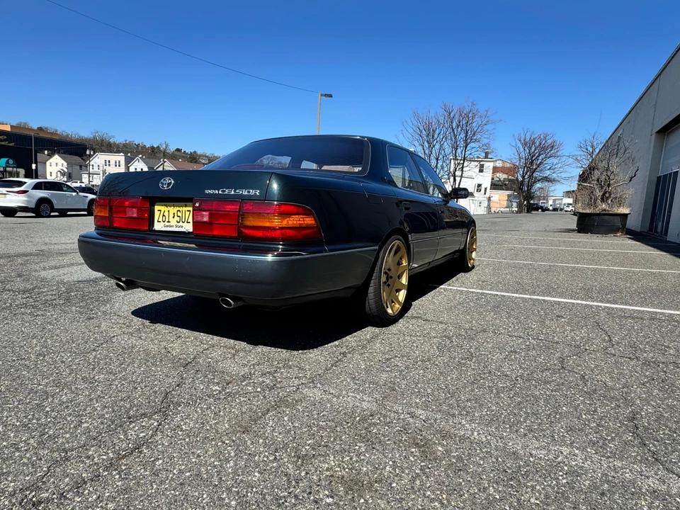 1992 Toyota Celsior 1st Gen - Image 18 of 31