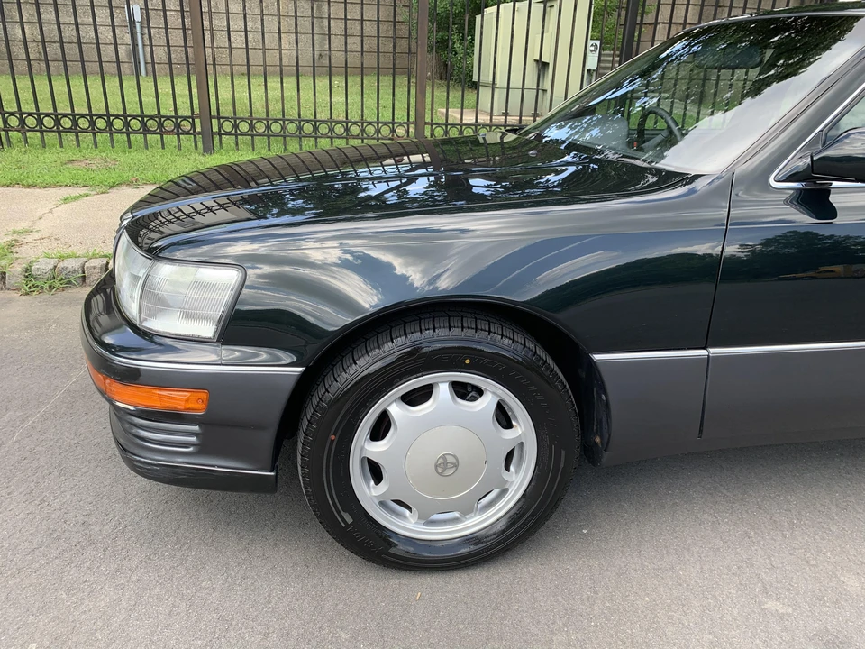 1992 Toyota Celsior 1st Gen - Image 19 of 31