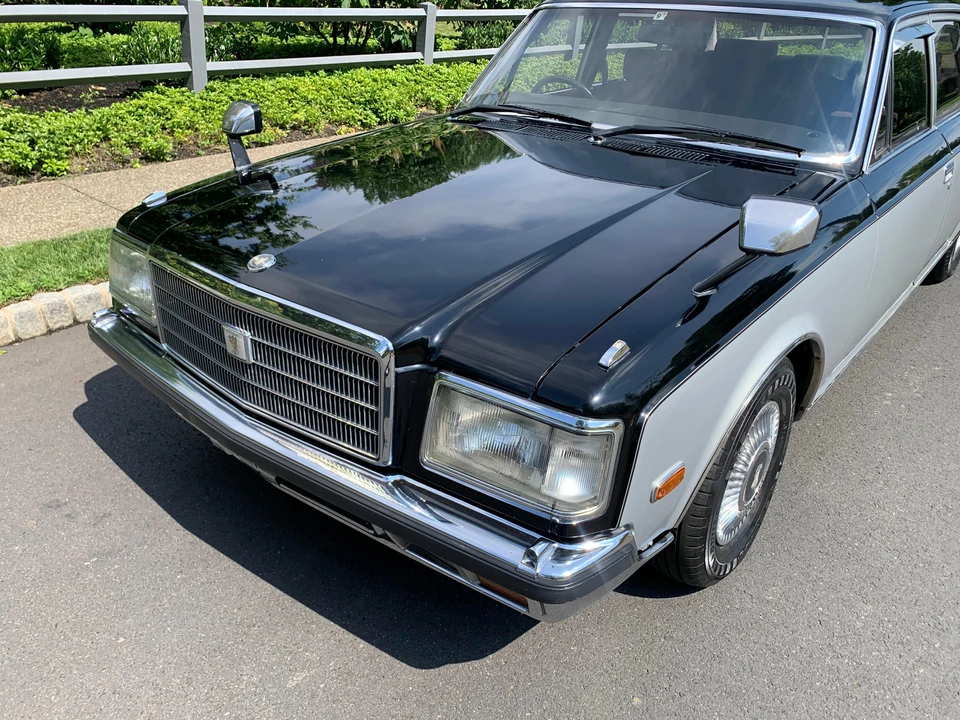 1992 Toyota Century 1st Gen - Image 25 of 31