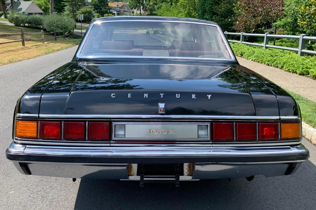 1992 Toyota Century 1st Gen - Image 5 of 31