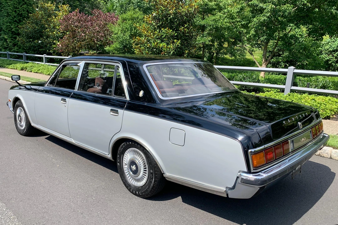1992 Toyota Century 1st Gen - Image 4 of 31